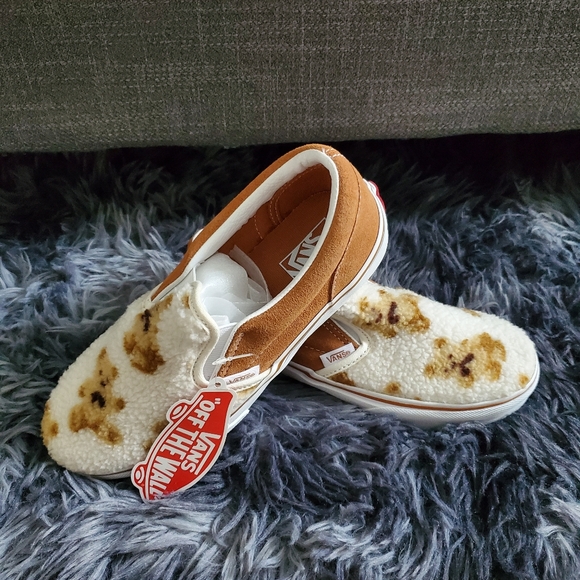 Other - Vans Shoes/ slip on